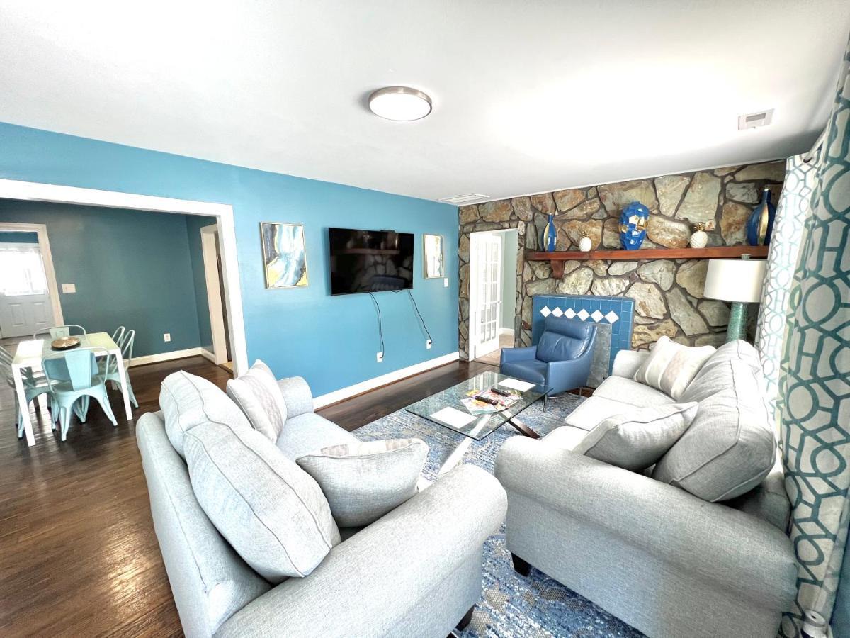 The Absolute Best Home Away From Home Pet Friendly!!! Wilmington Bagian luar foto