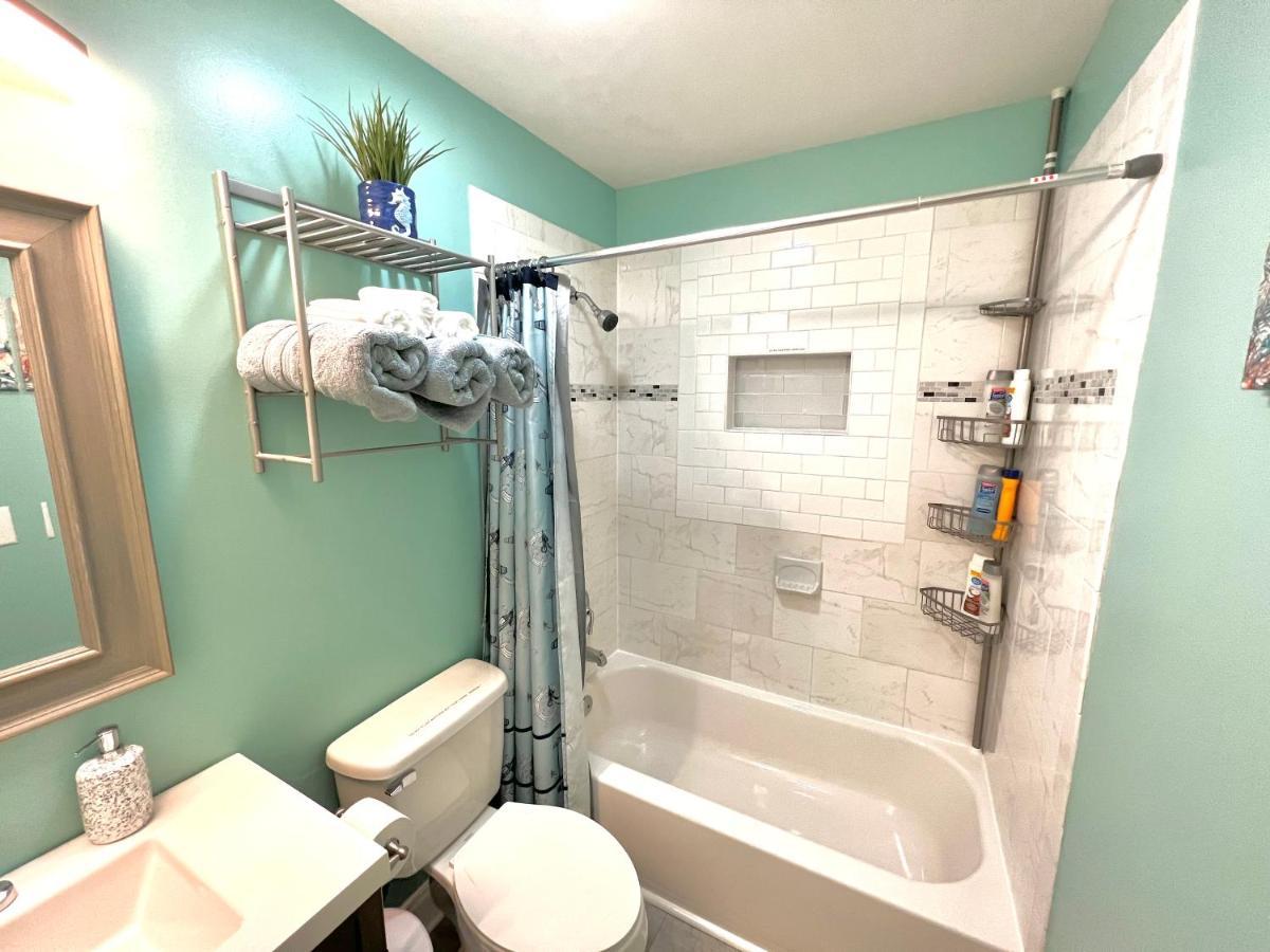 The Absolute Best Home Away From Home Pet Friendly!!! Wilmington Bagian luar foto